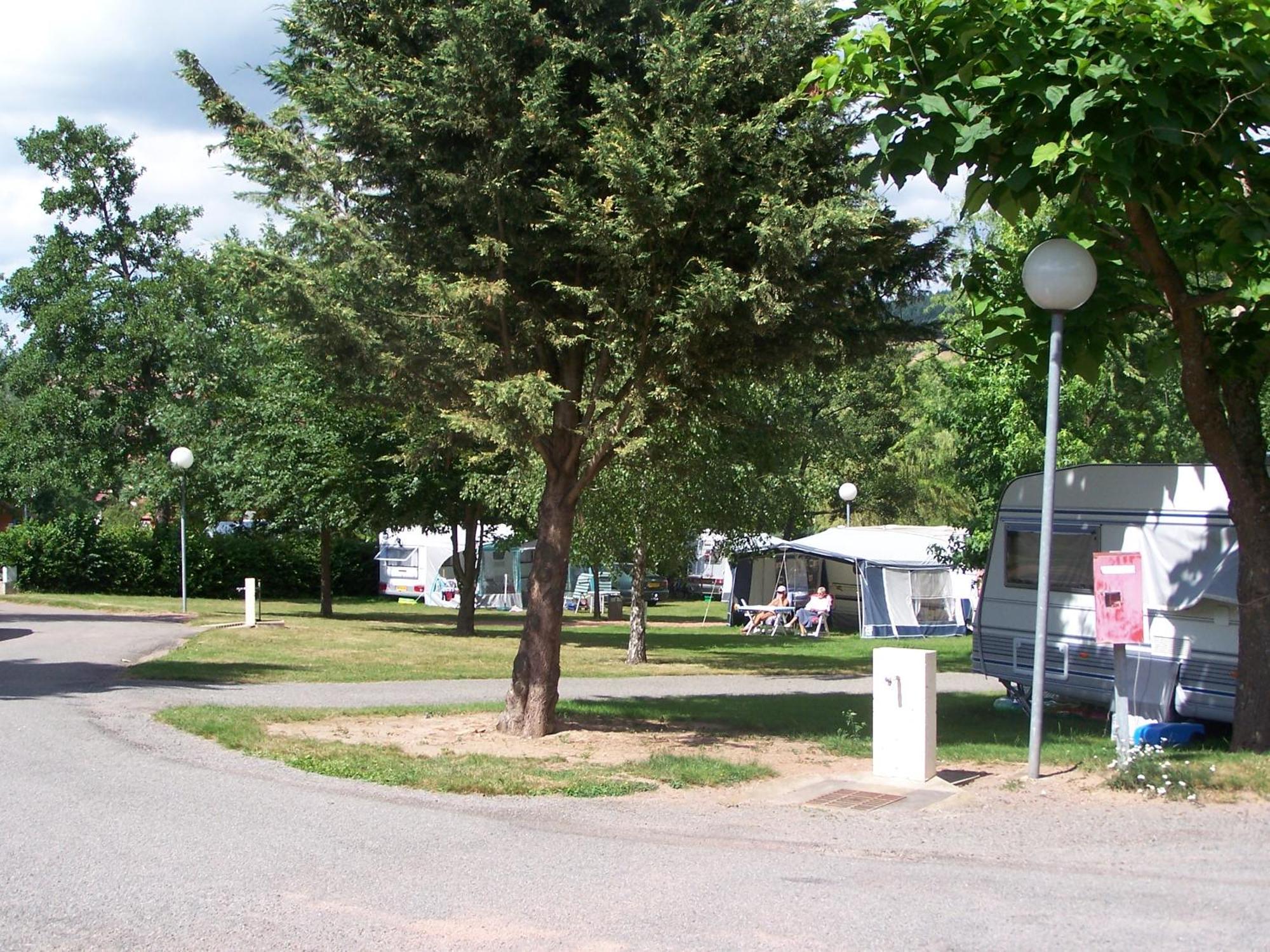 Camping Les Feuilles Chauffailles Zewnętrze zdjęcie